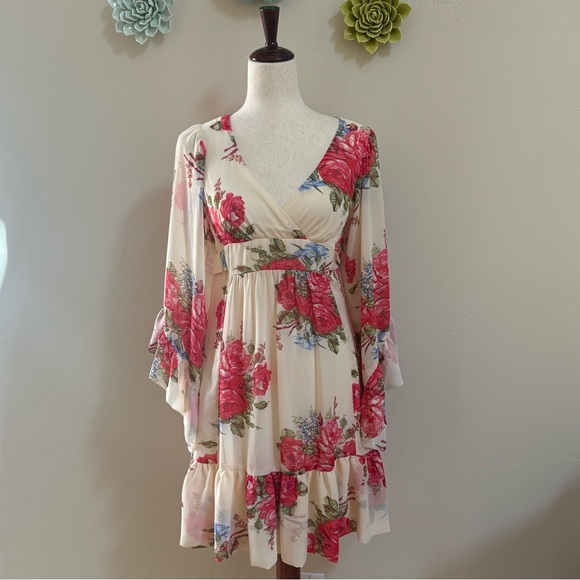 Betsey Johnson Dresses & Skirts - Betsey Johnson Bambi Floral V-Neck garden party Dress with Bell Sleeves 2